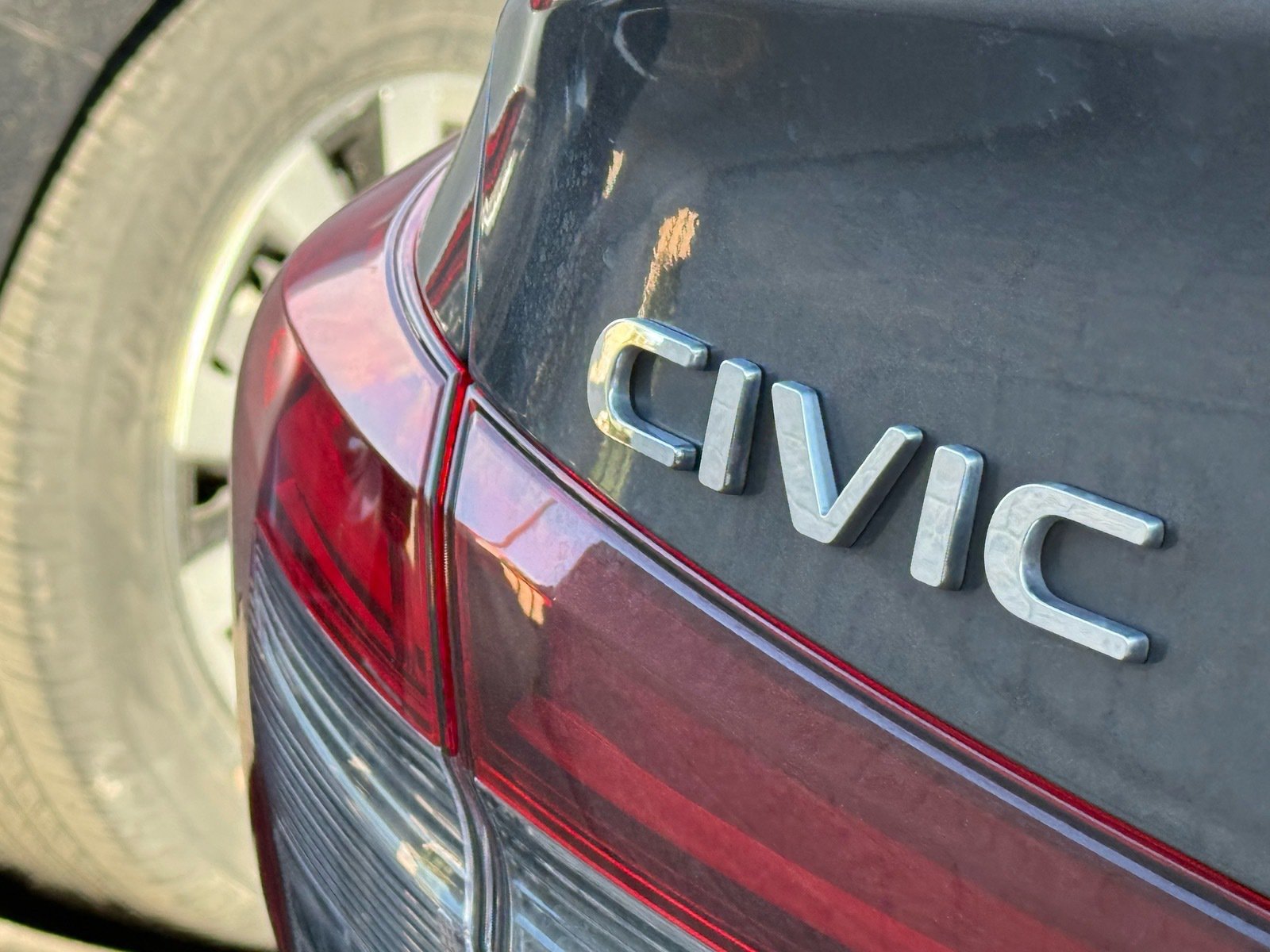 2025 Honda Civic Sport — photo 11 thumbnail