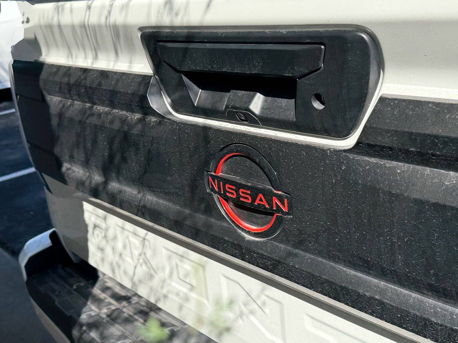 2026 Nissan Frontier PRO-4X — photo 10 thumbnail