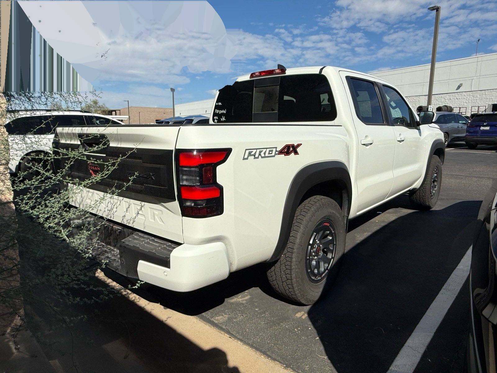2026 Nissan Frontier PRO-4X — photo 3 thumbnail