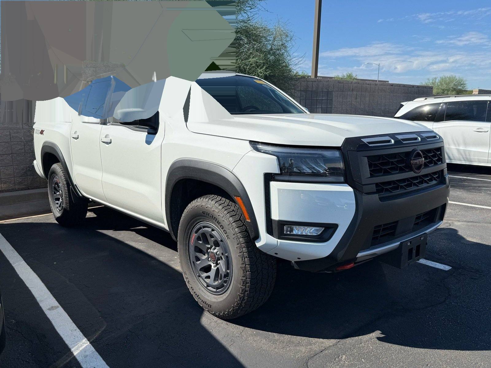 2026 Nissan Frontier PRO-4X — photo 4 thumbnail
