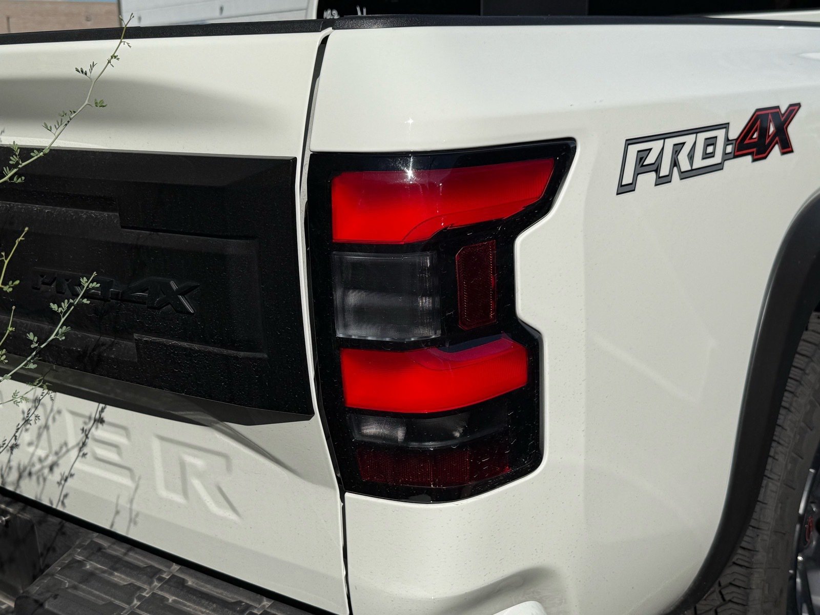 2026 Nissan Frontier PRO-4X — photo 8 thumbnail