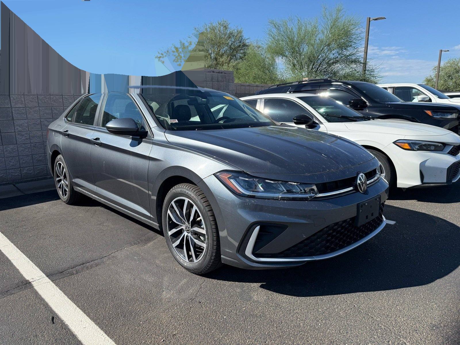 2025 Volkswagen Jetta 1.5T SE — photo 4 thumbnail