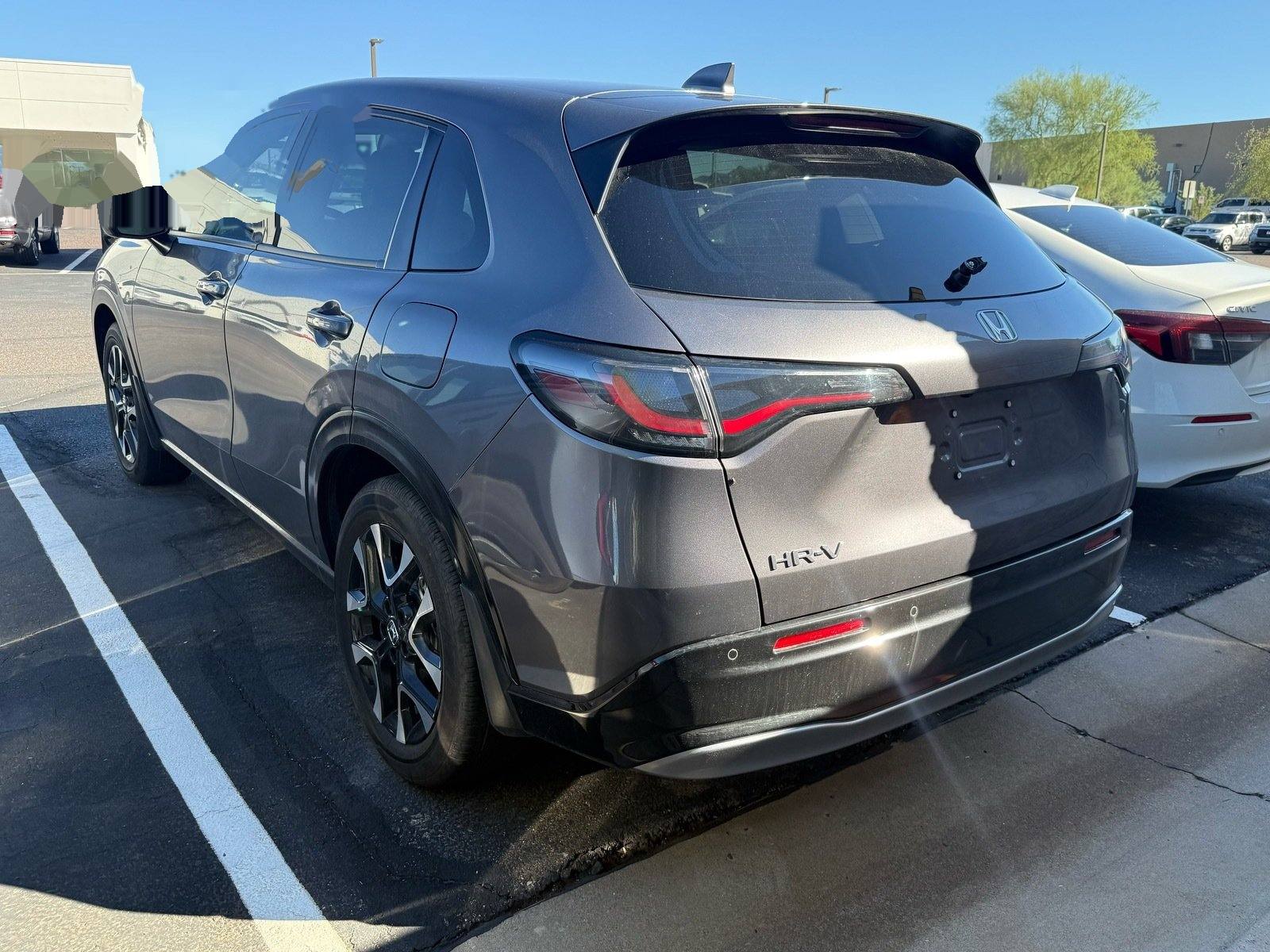 2026 Honda HR-V EX-L — photo 2 thumbnail