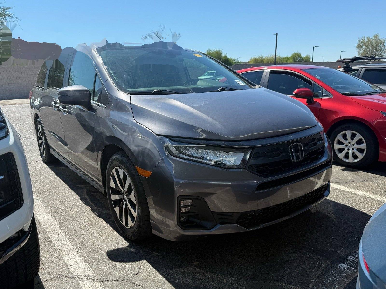 2025 Honda Odyssey EX-L — photo 4 thumbnail