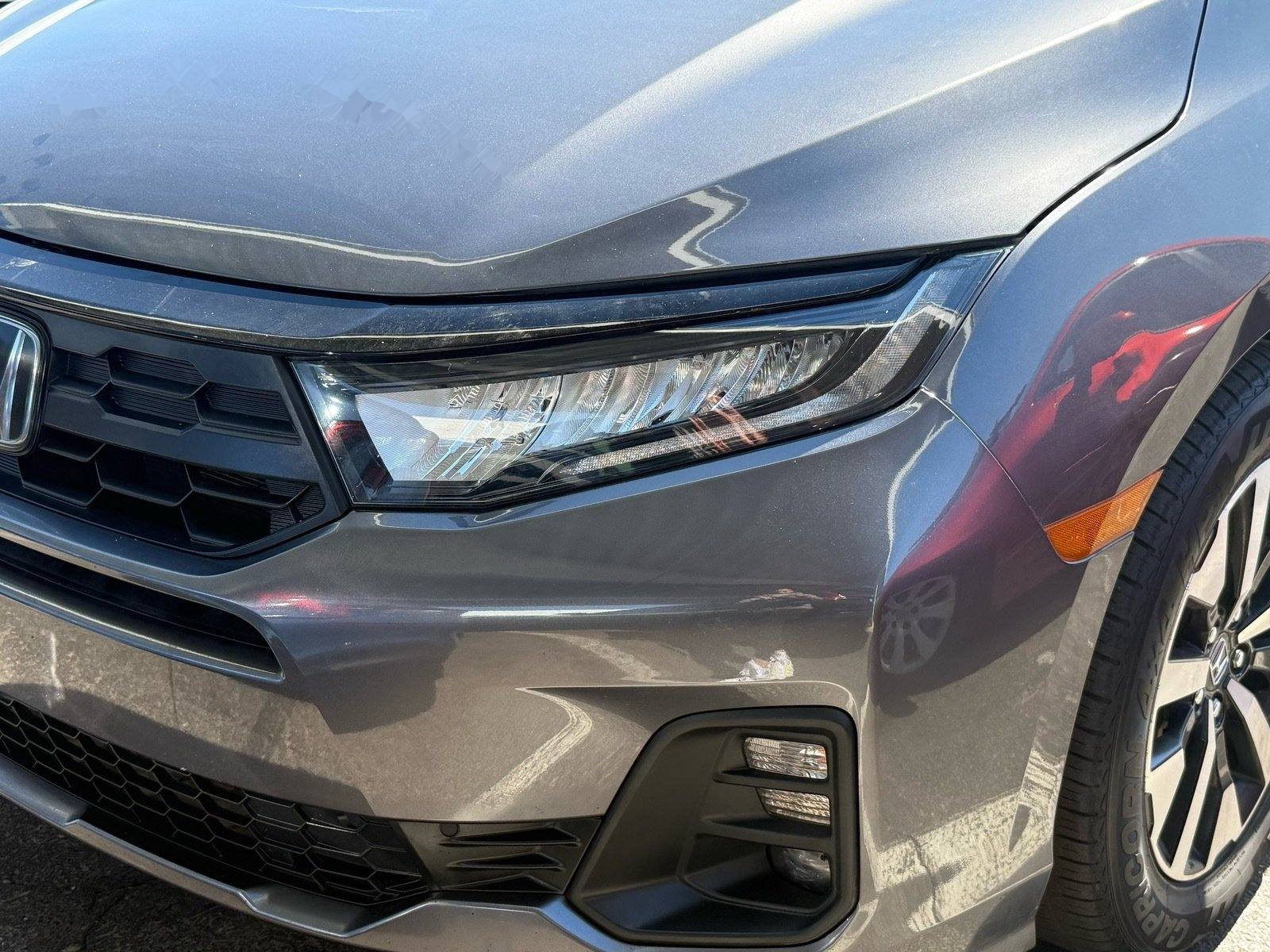 2025 Honda Odyssey EX-L — photo 7 thumbnail