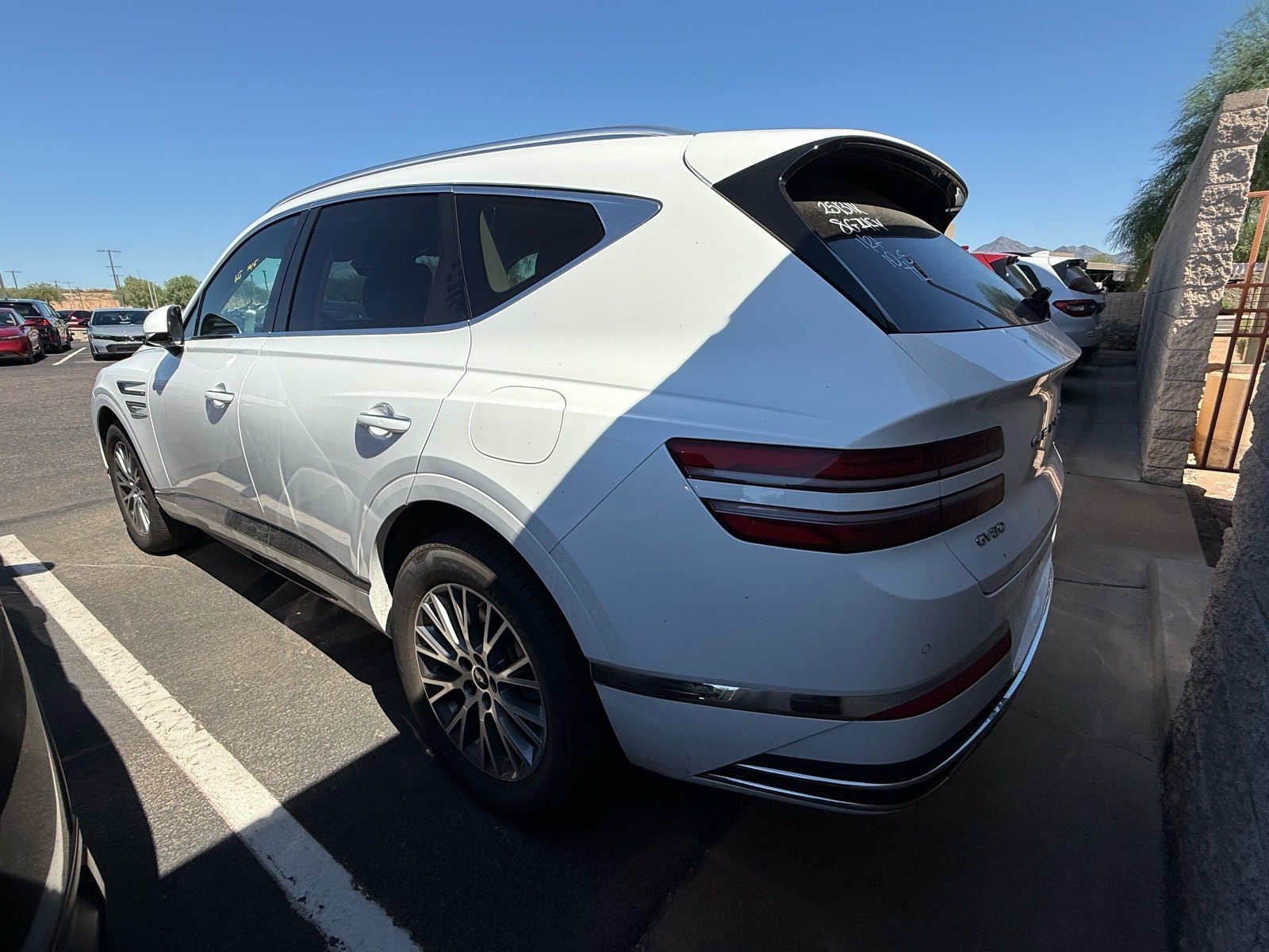 2025 Genesis GV80 2.5T — photo 2 thumbnail