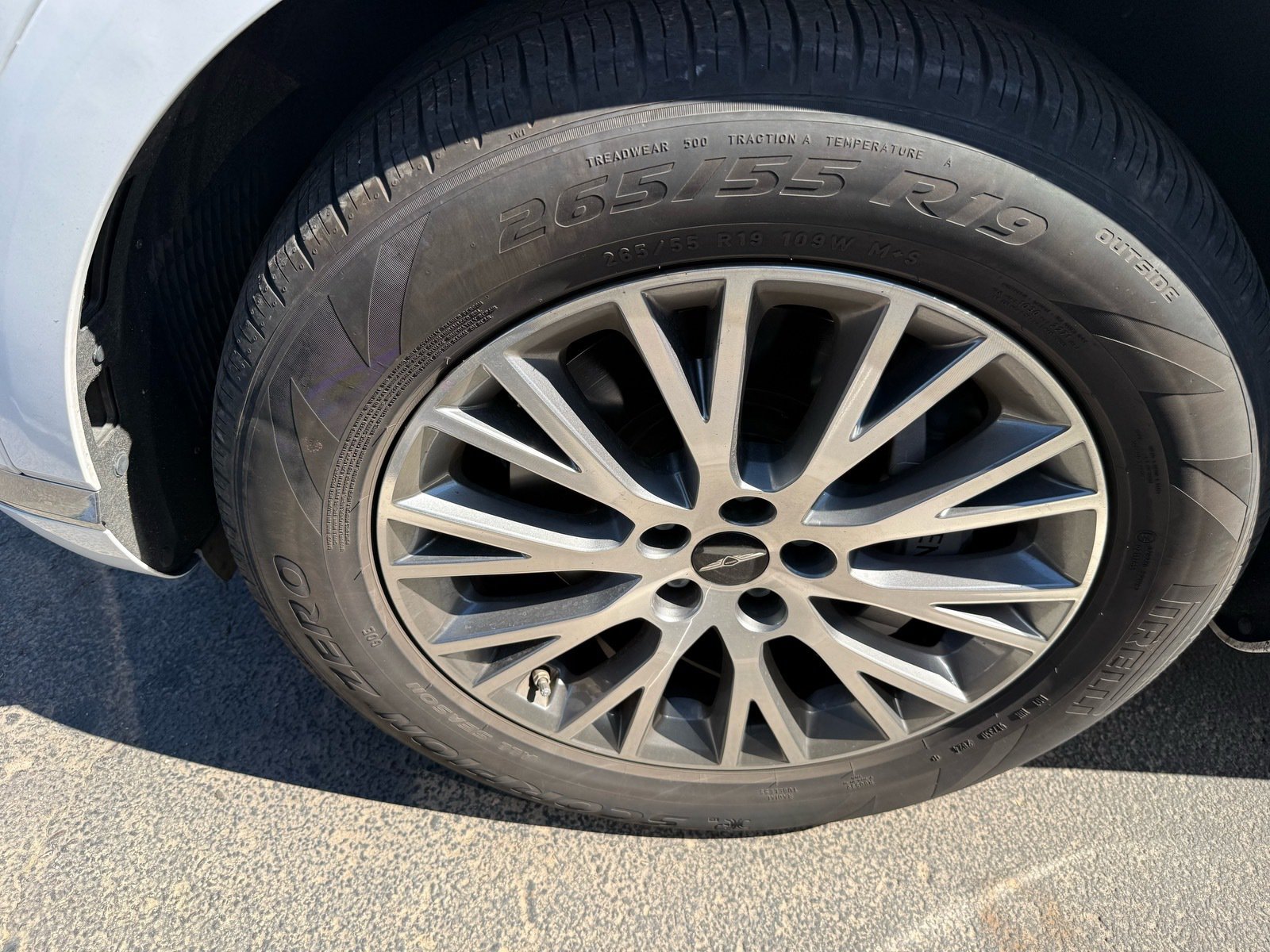2025 Genesis GV80 2.5T — photo 5 thumbnail