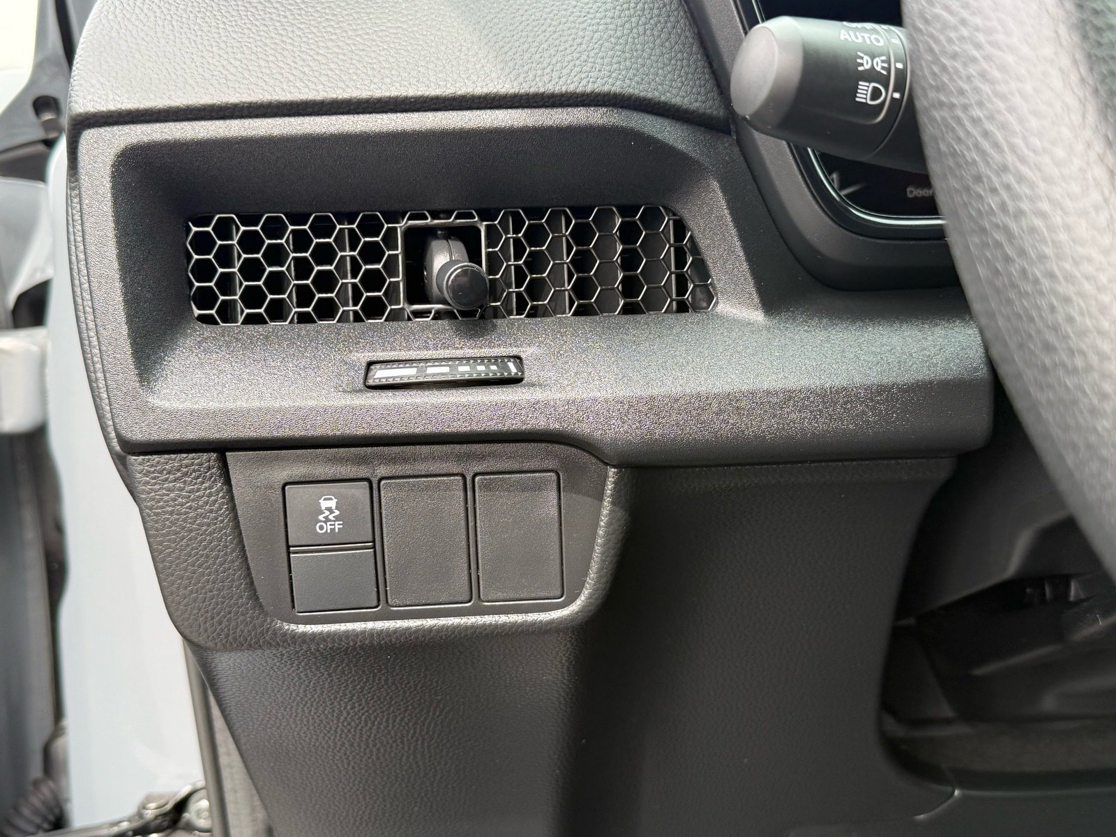 2025 Honda CR-V EX — photo 13 thumbnail