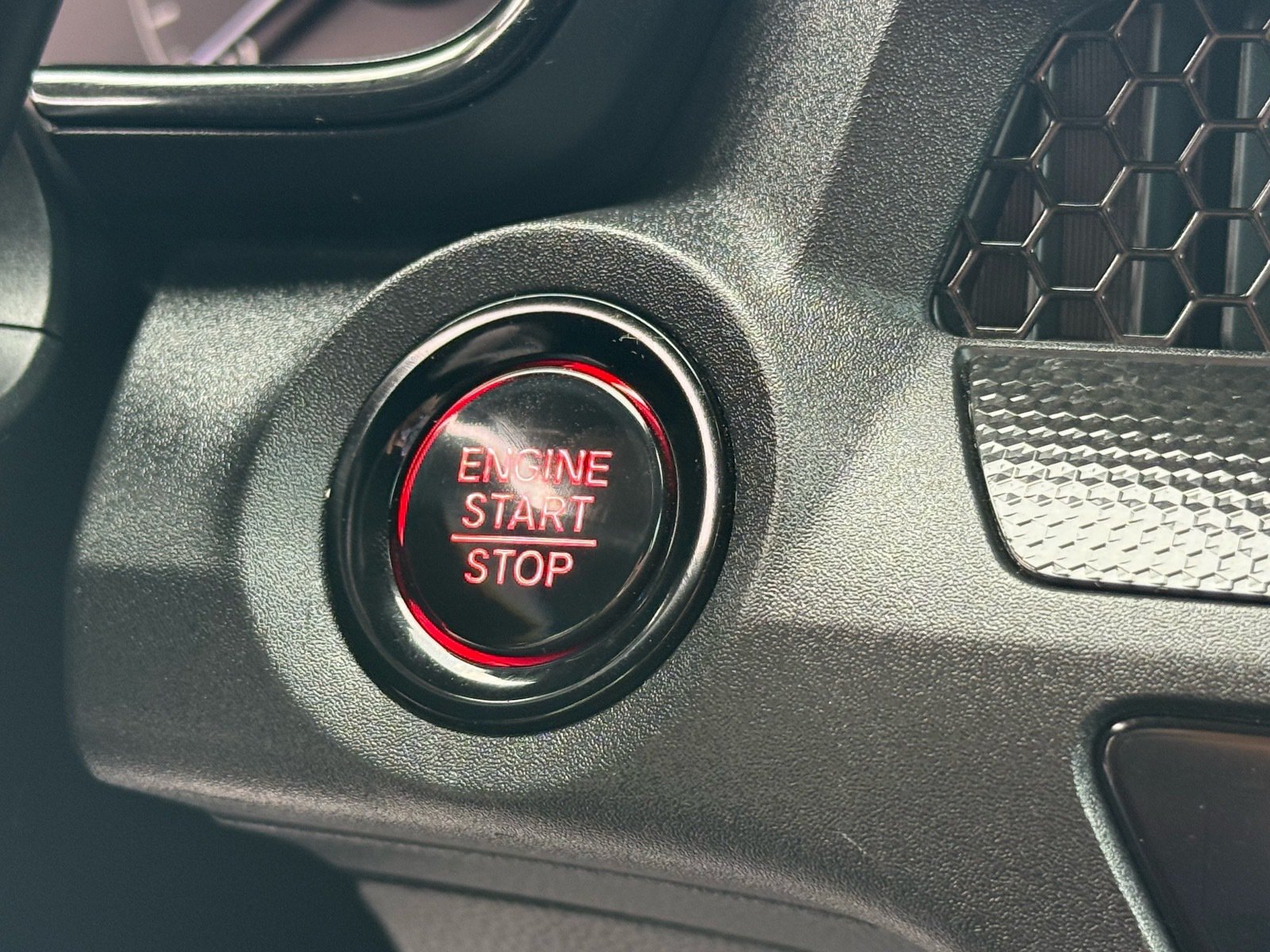 2025 Honda CR-V EX — photo 18 thumbnail