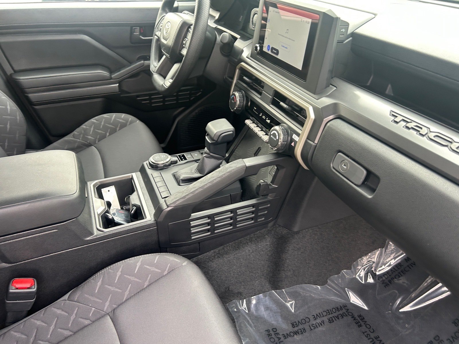 2026 Toyota Tacoma SR5 — photo 13 thumbnail