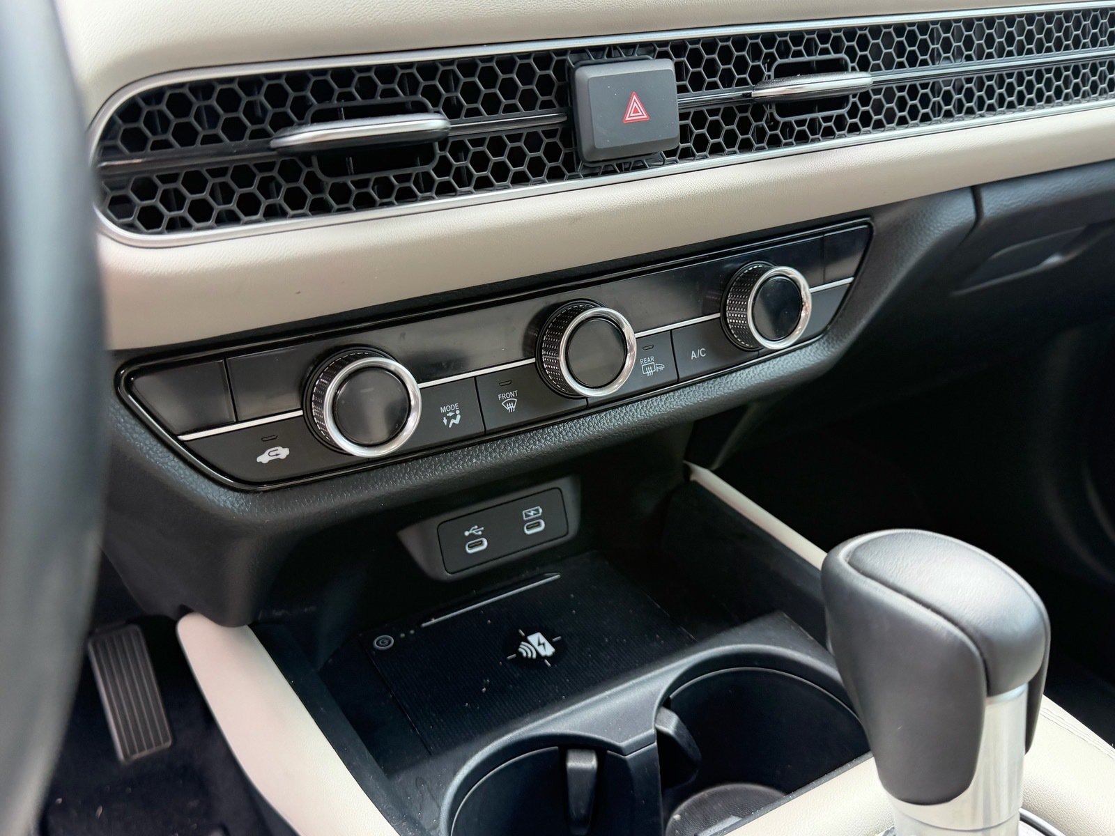 2026 Honda HR-V EX-L — photo 9 thumbnail
