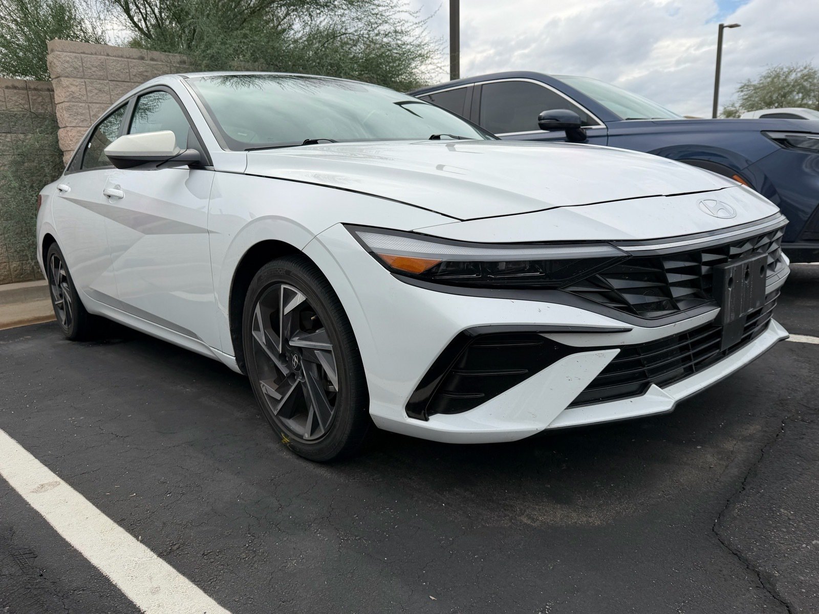 2025 Hyundai Elantra SEL Convenience — photo 4 thumbnail