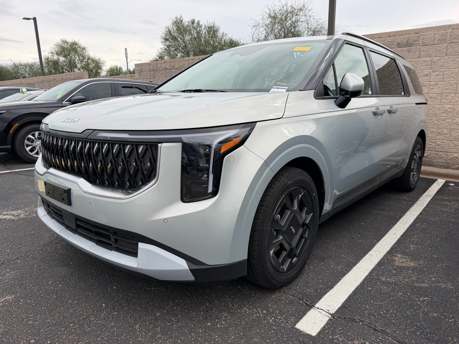 2026 Kia Carnival Hybrid EX