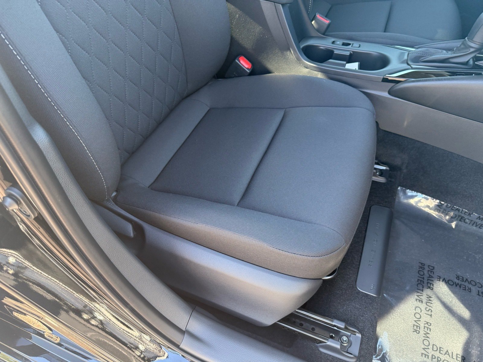 2027 Toyota Corolla LE — photo 30 thumbnail