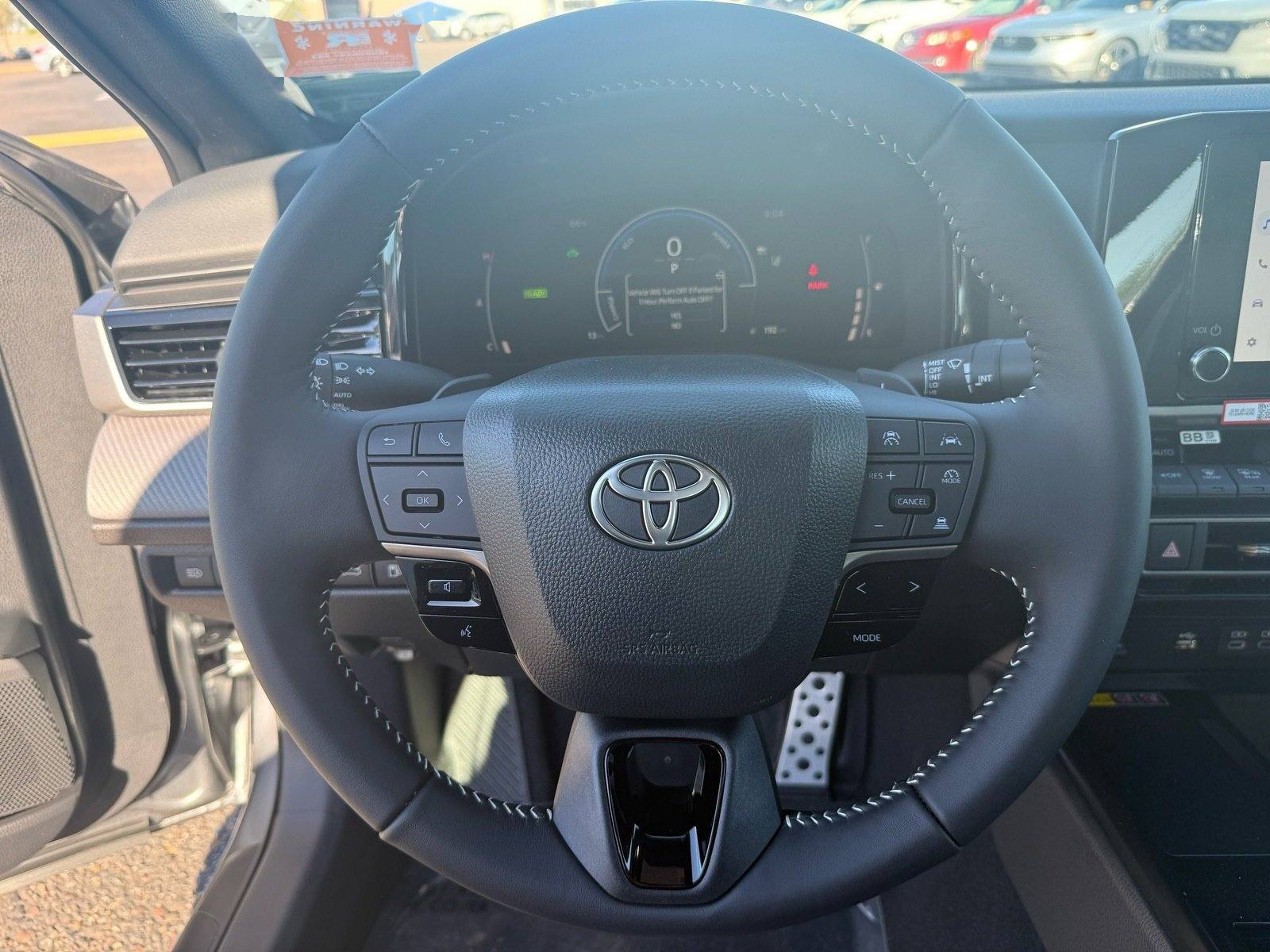 2026 Toyota Camry SE — photo 14 thumbnail