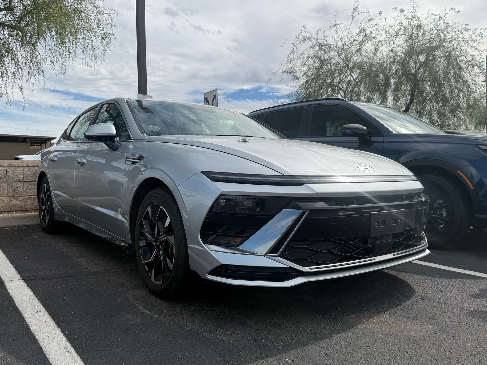 2025 Hyundai Sonata SEL — photo 4 thumbnail