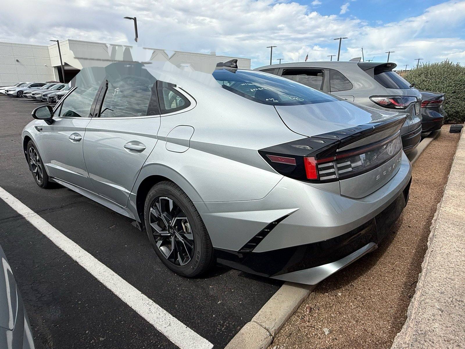 2025 Hyundai Sonata SEL — photo 2 thumbnail