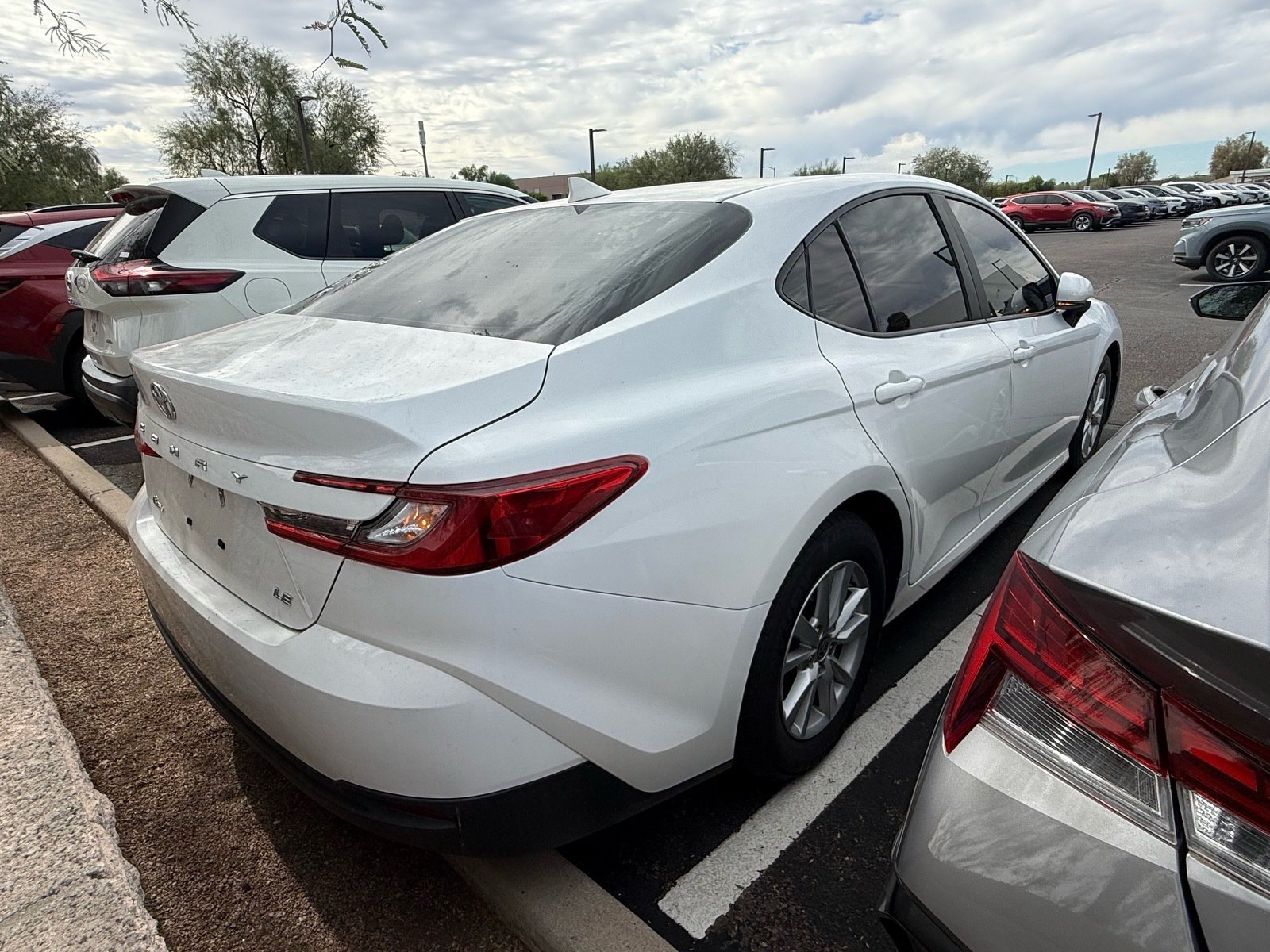 2025 Toyota Camry LE — photo 3 thumbnail