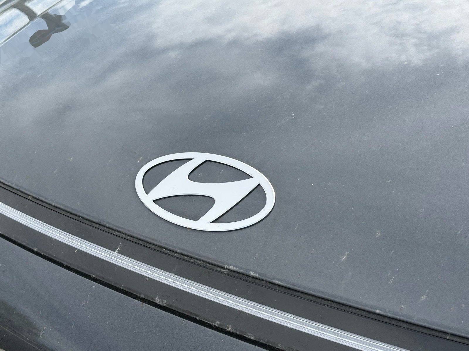 2025 Hyundai Kona SEL — photo 6 thumbnail