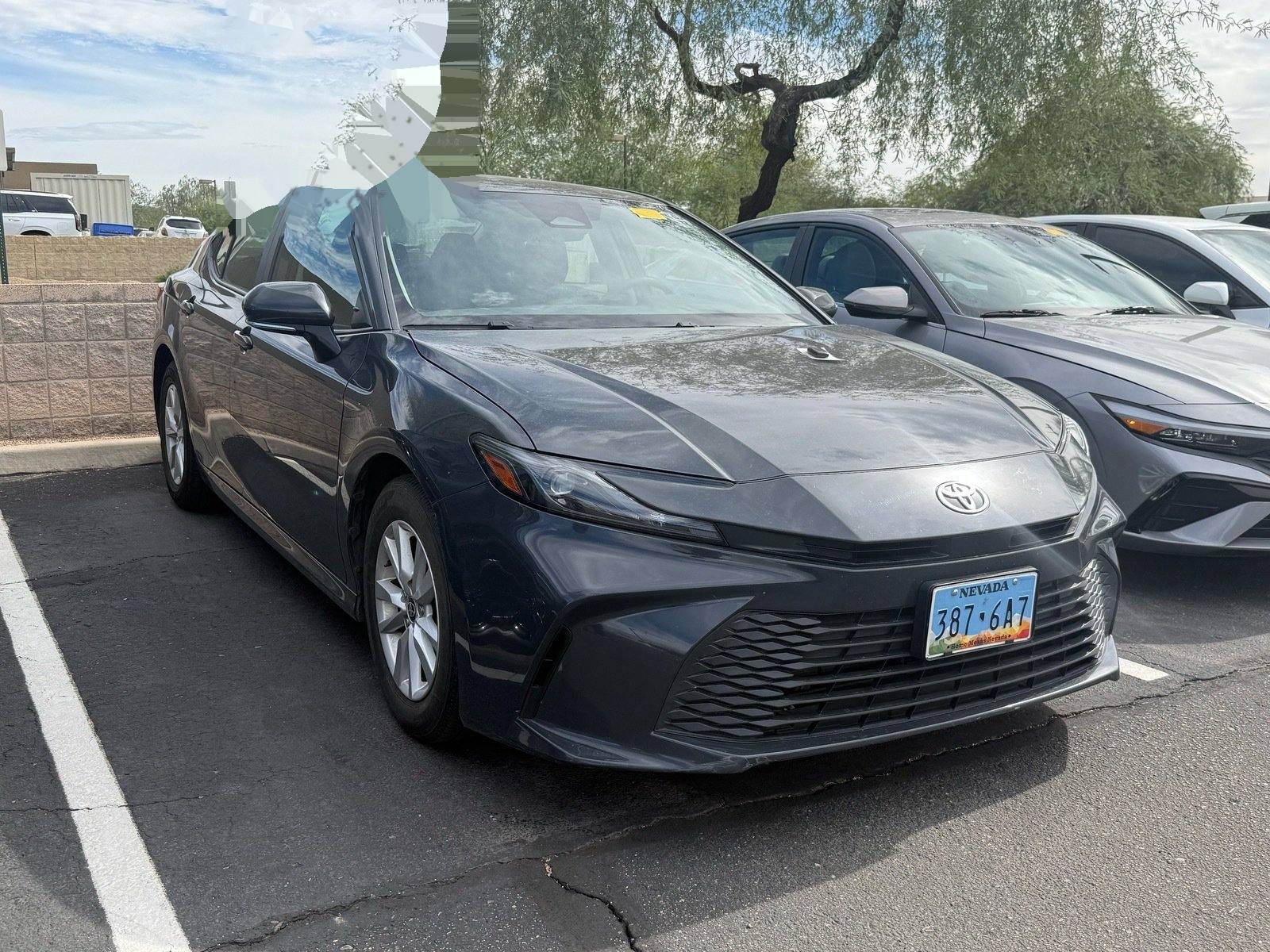 2025 Toyota Camry LE — photo 4 thumbnail