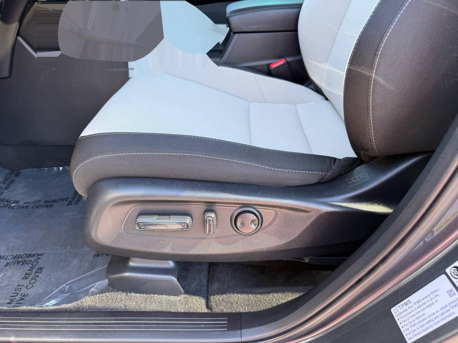 2025 Honda CR-V EX — photo 12 thumbnail