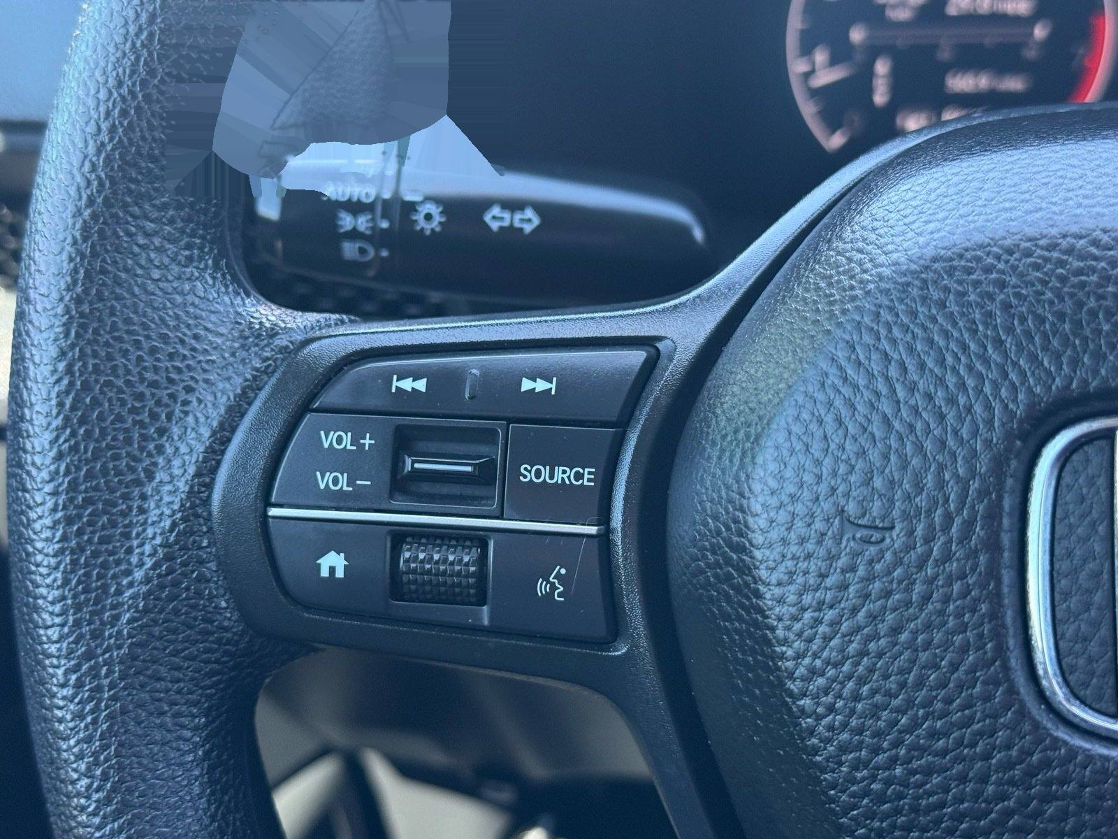 2025 Honda CR-V LX — photo 15 thumbnail