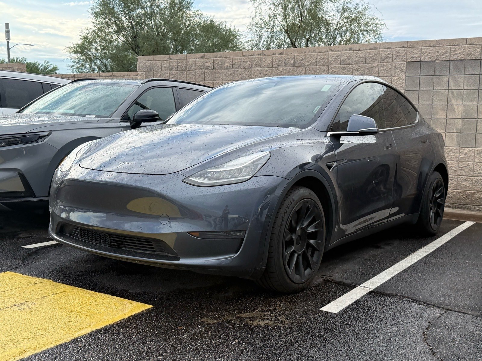 2020 Tesla Model Y Long Range — photo 1