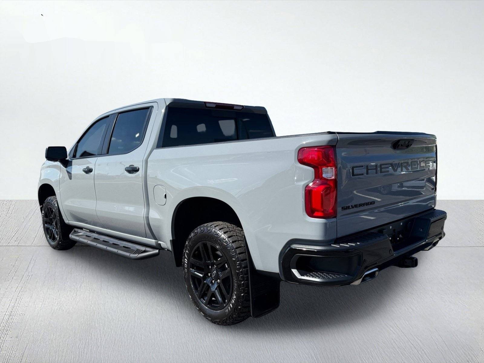 2024 Chevrolet Silverado 1500 LT Trail Boss — photo 4 thumbnail