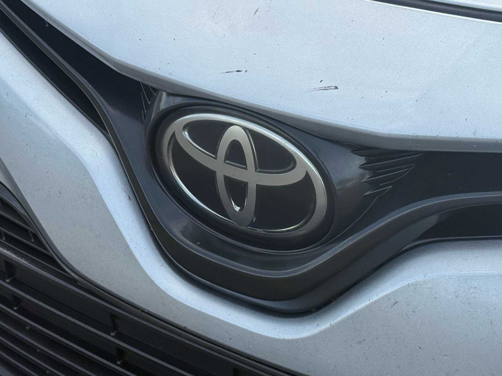 2020 Toyota Camry LE — photo 31 thumbnail
