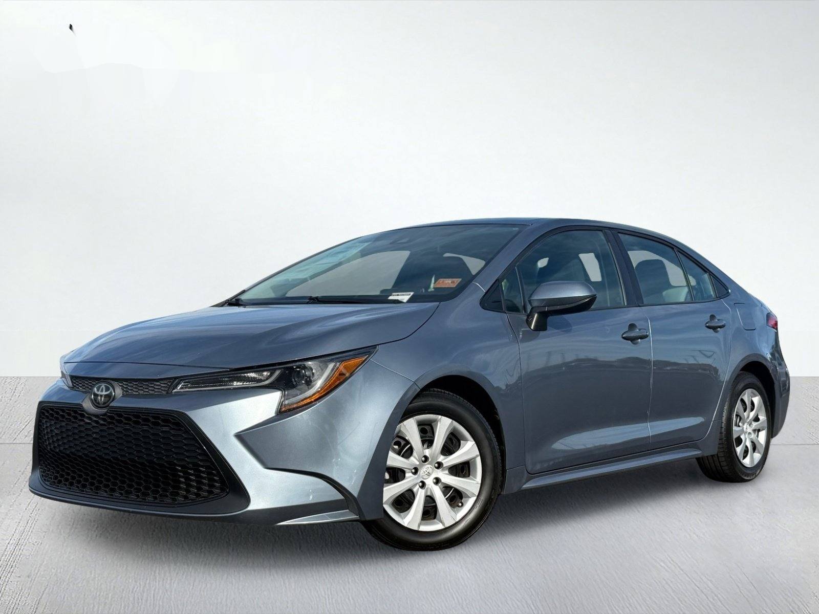 2021 Toyota Corolla LE — photo 2 thumbnail