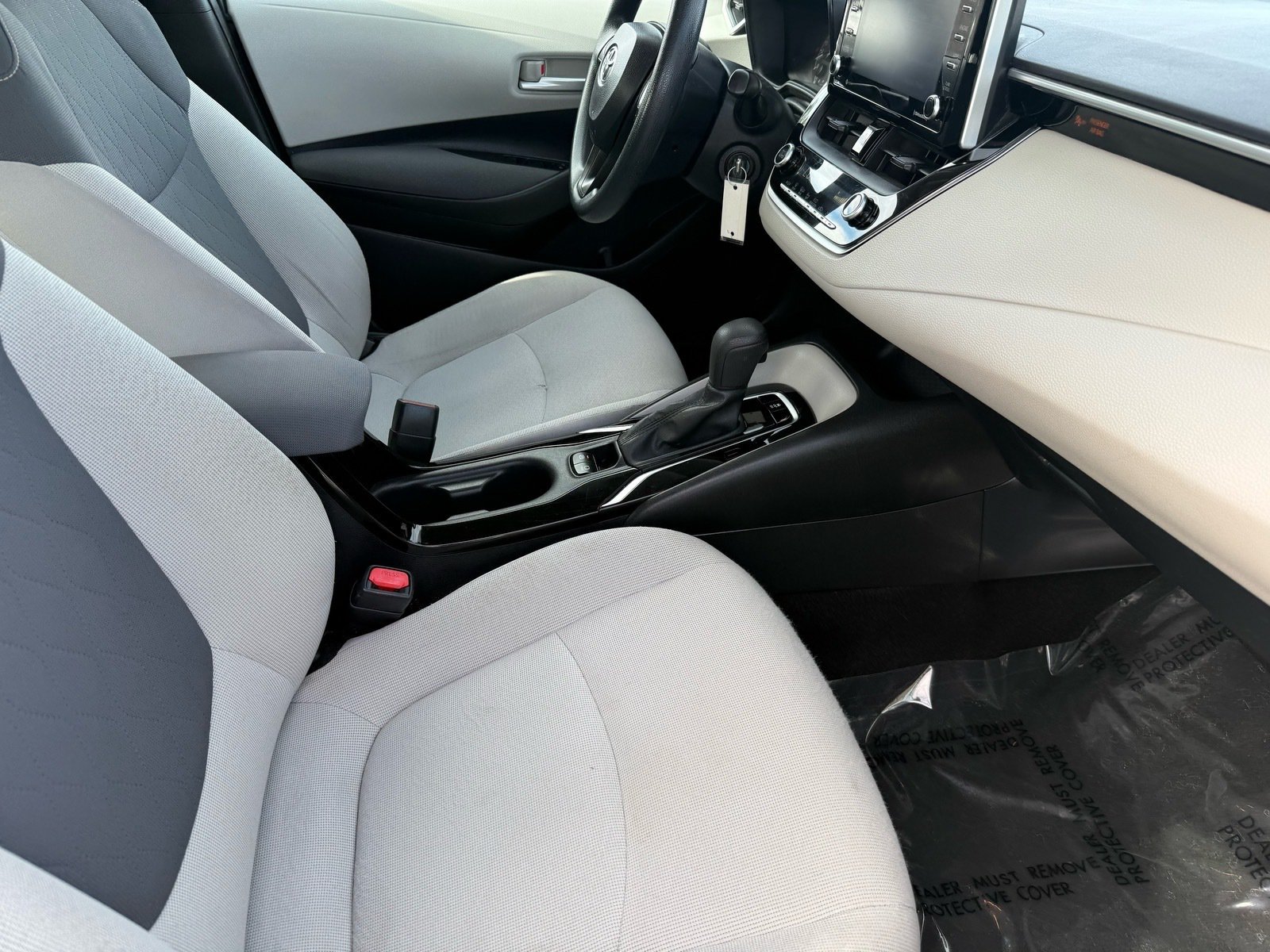 2021 Toyota Corolla LE — photo 29 thumbnail