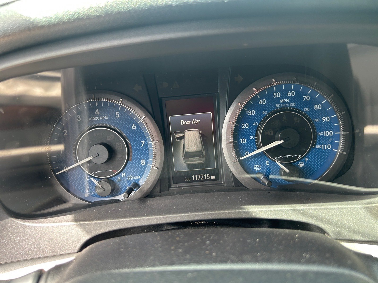 2018 Toyota Sienna XLE — photo 10 thumbnail