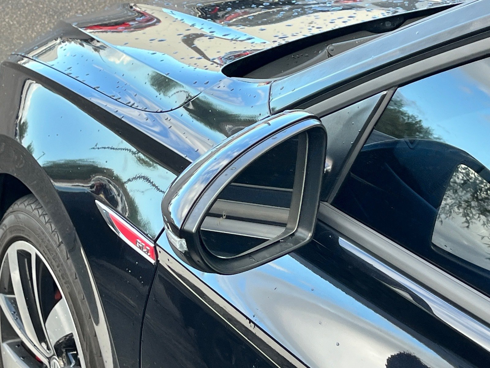 2019 Volkswagen Jetta GLI — photo 7 thumbnail