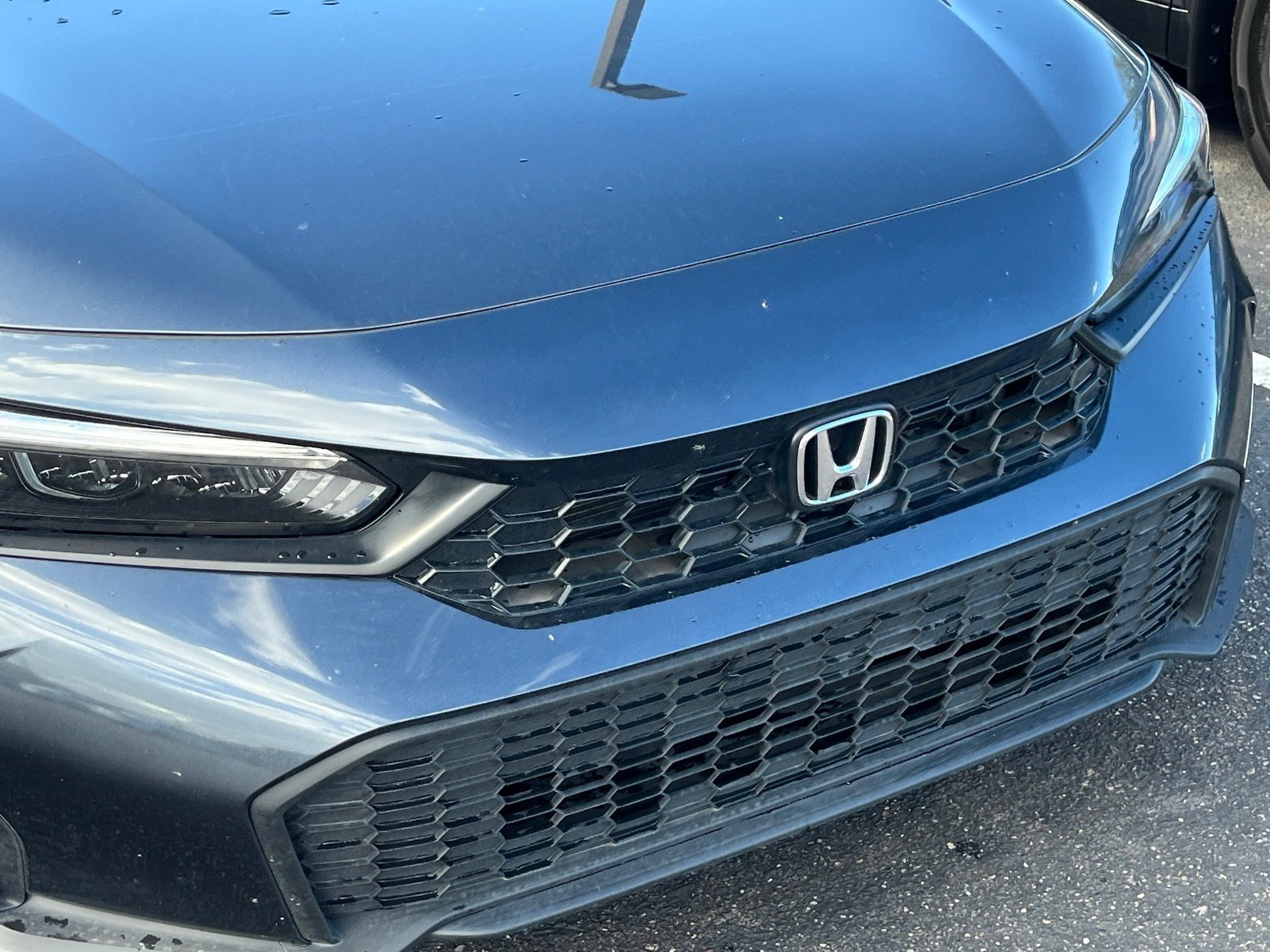 2025 Honda Civic Sport — photo 5 thumbnail